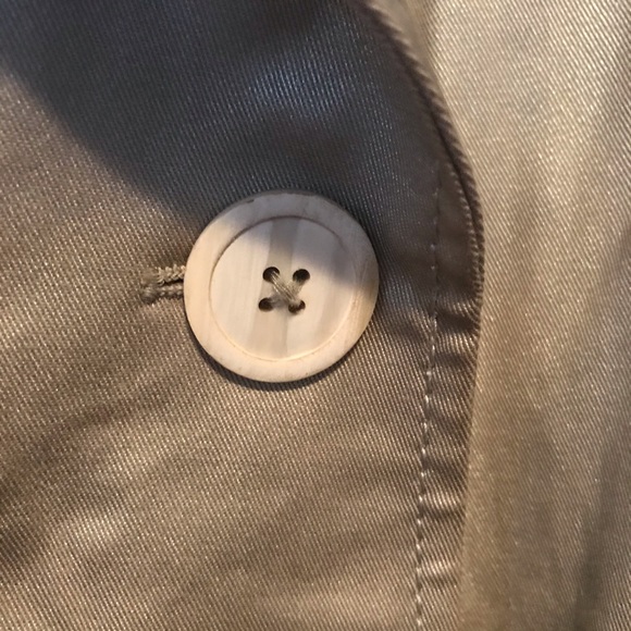 ELIE TAHARI | Med | Trench Coat with soft gold shimmer | PRICE FIRM - Picture 8 of 15